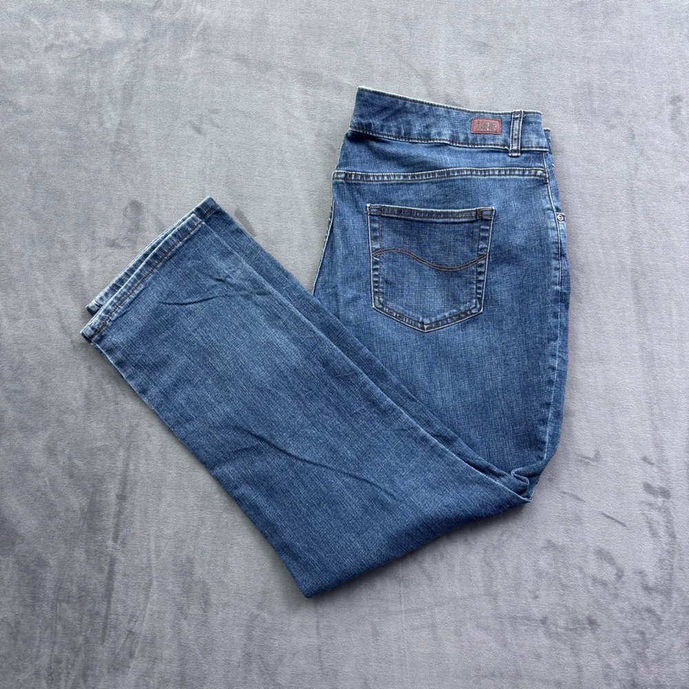 Lee Plus Relaxed Fit Straight Leg Jeans 20W Petite Medium Wash Mid Rise Denim